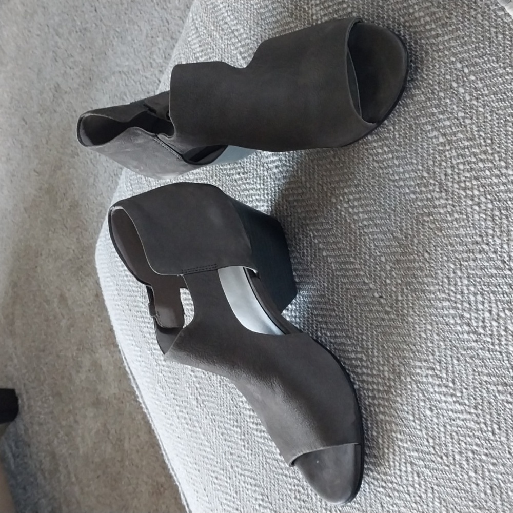 Eileen Fisher SIZE 8